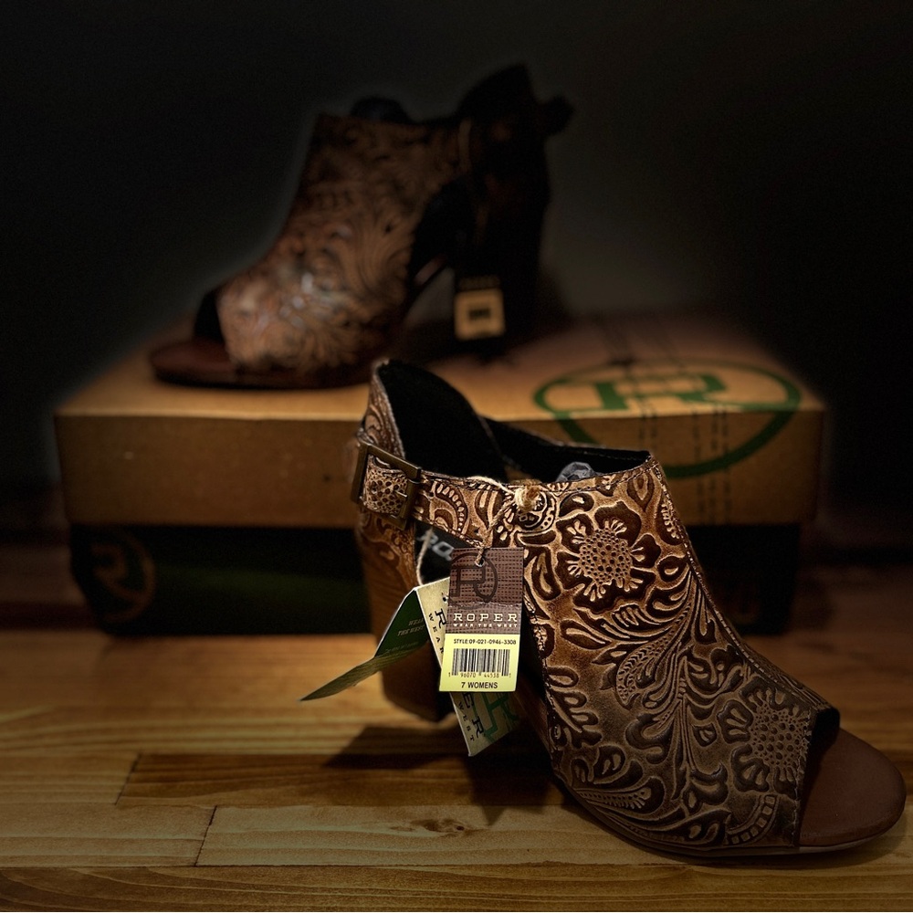 Roper Brown Peep-Toe Ankle Boots